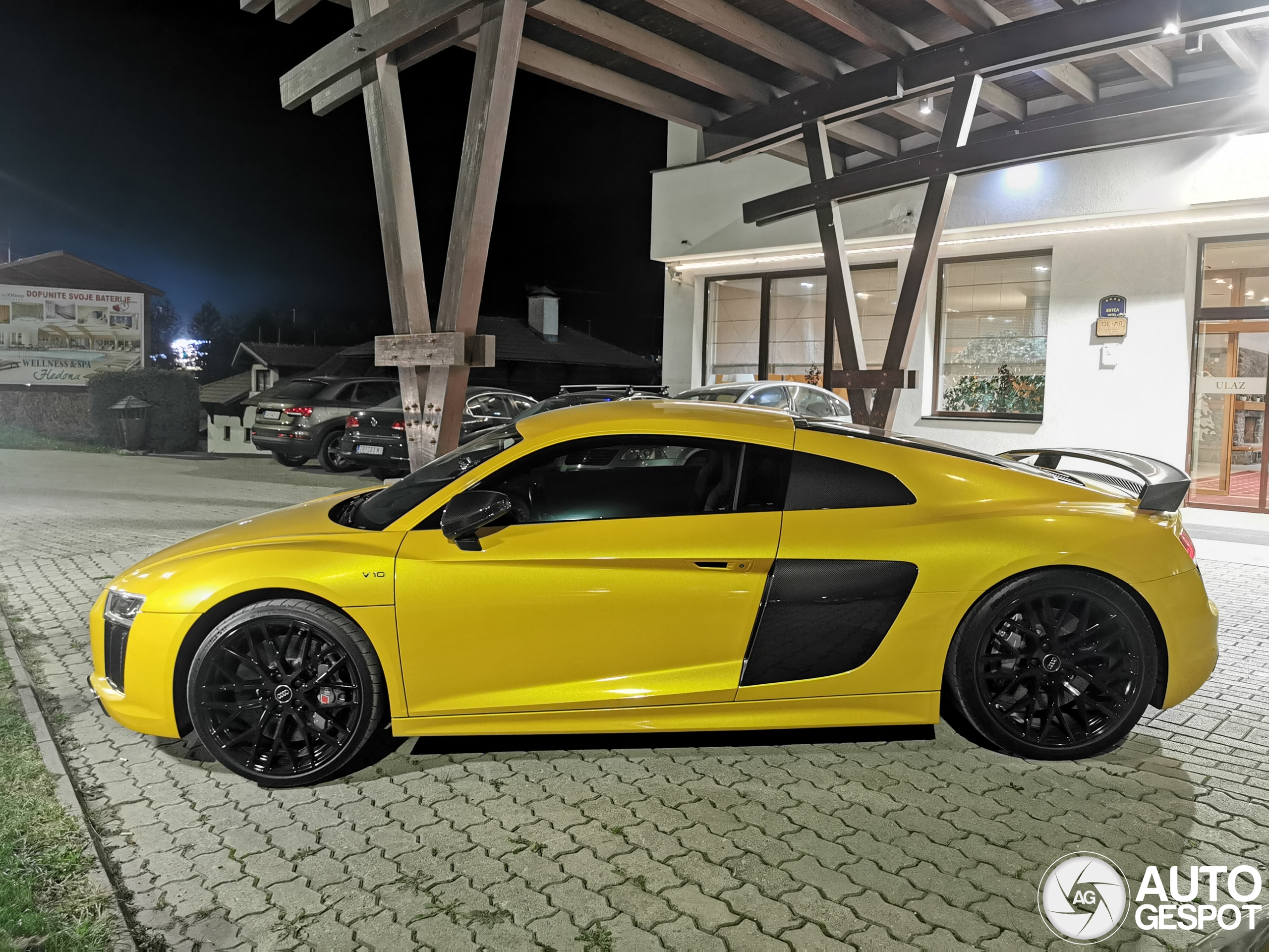 Audi R8 V10 Plus 2015