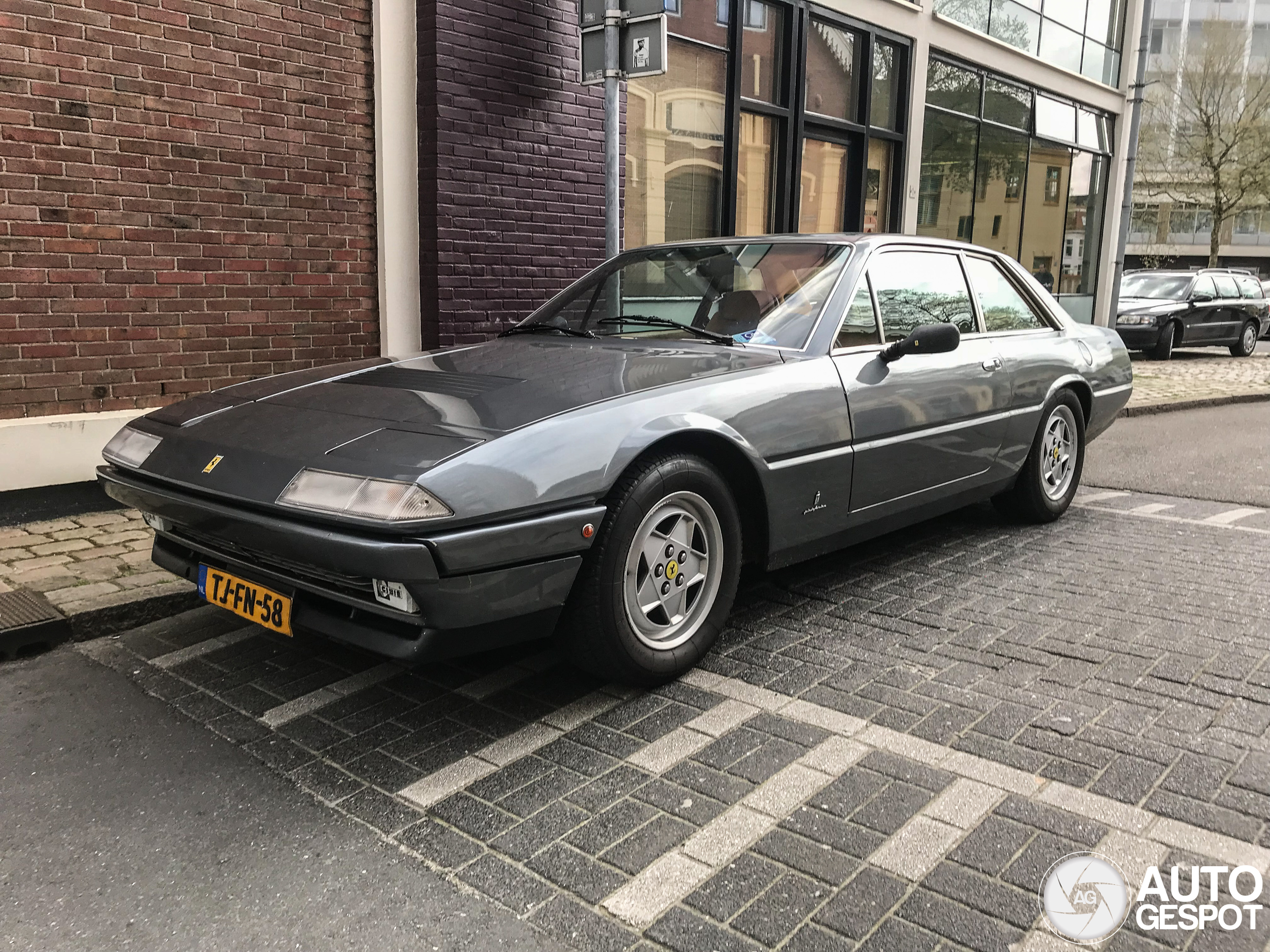 Ferrari 412