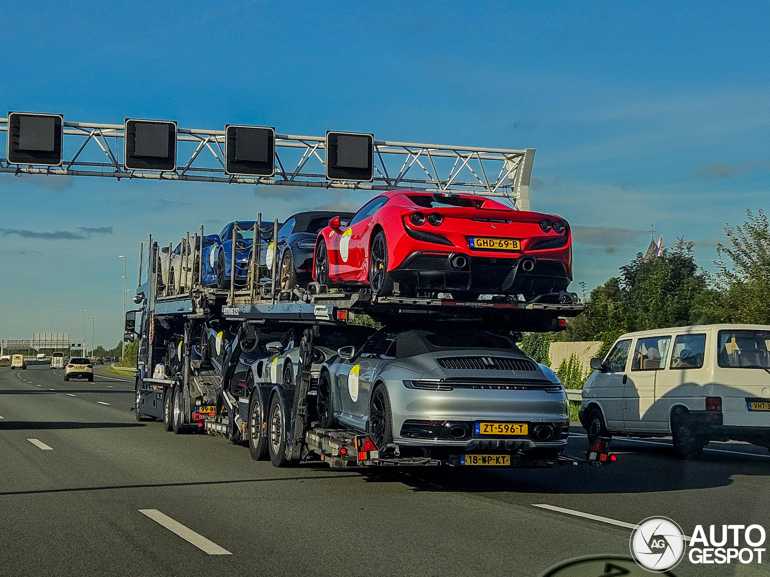 Ferrari F8 Spider