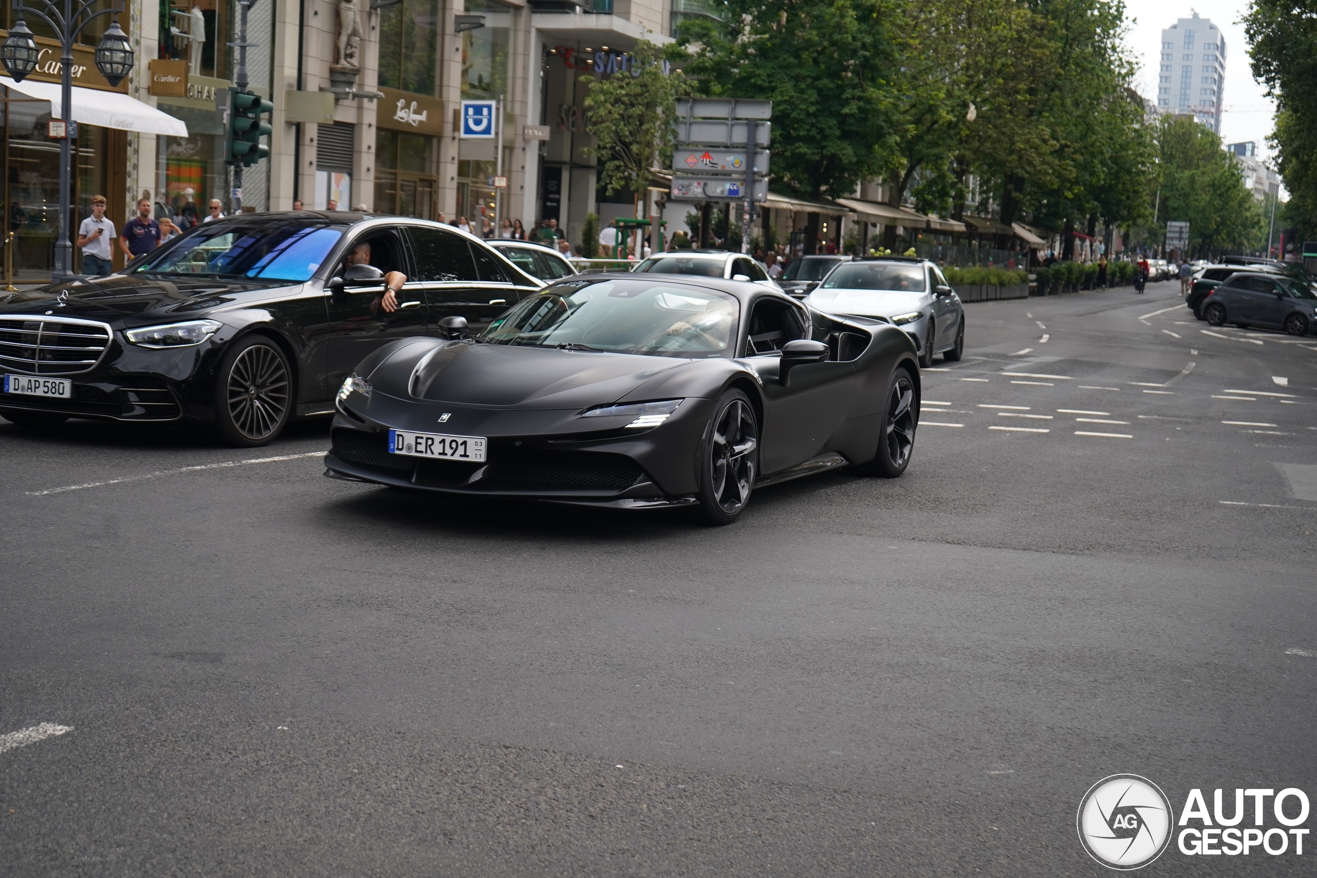 Ferrari SF90 Spider