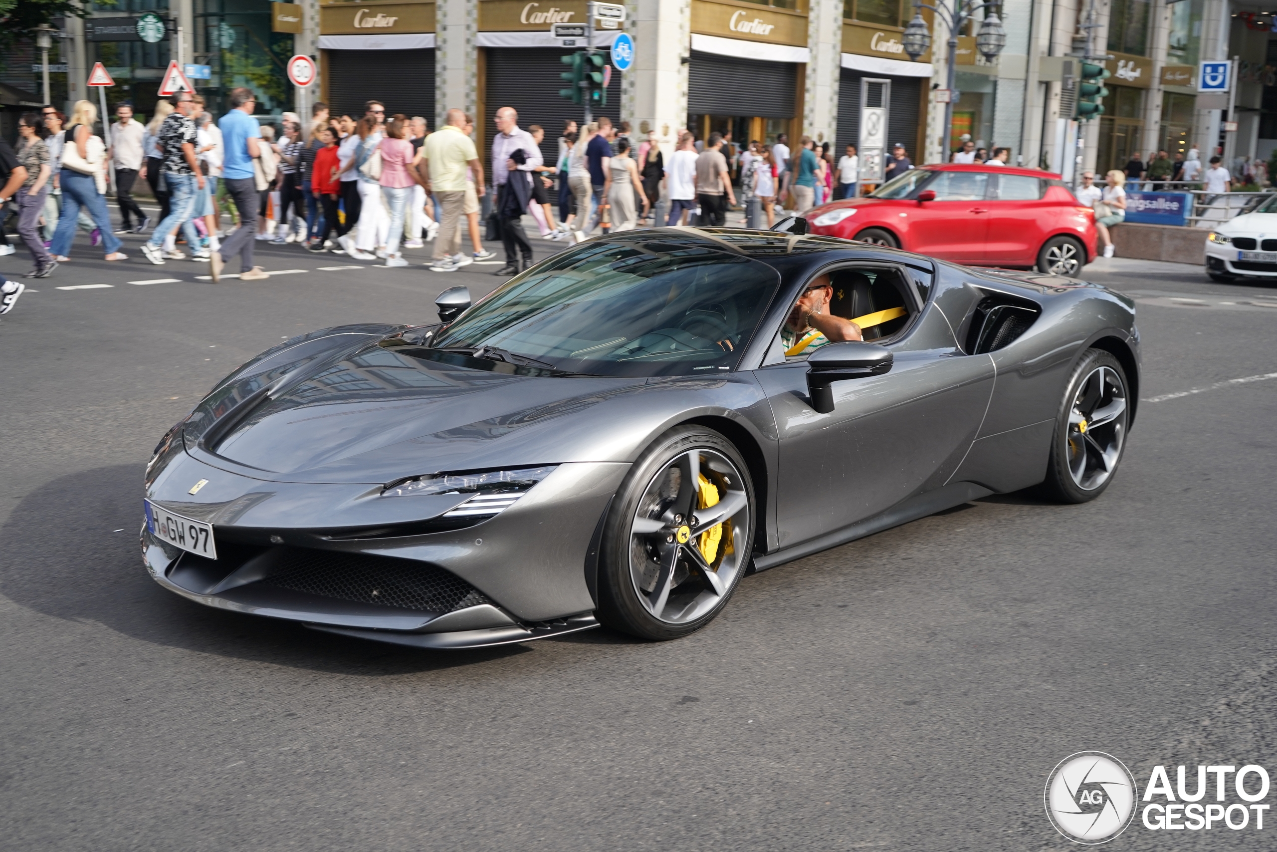 Ferrari SF90 Stradale