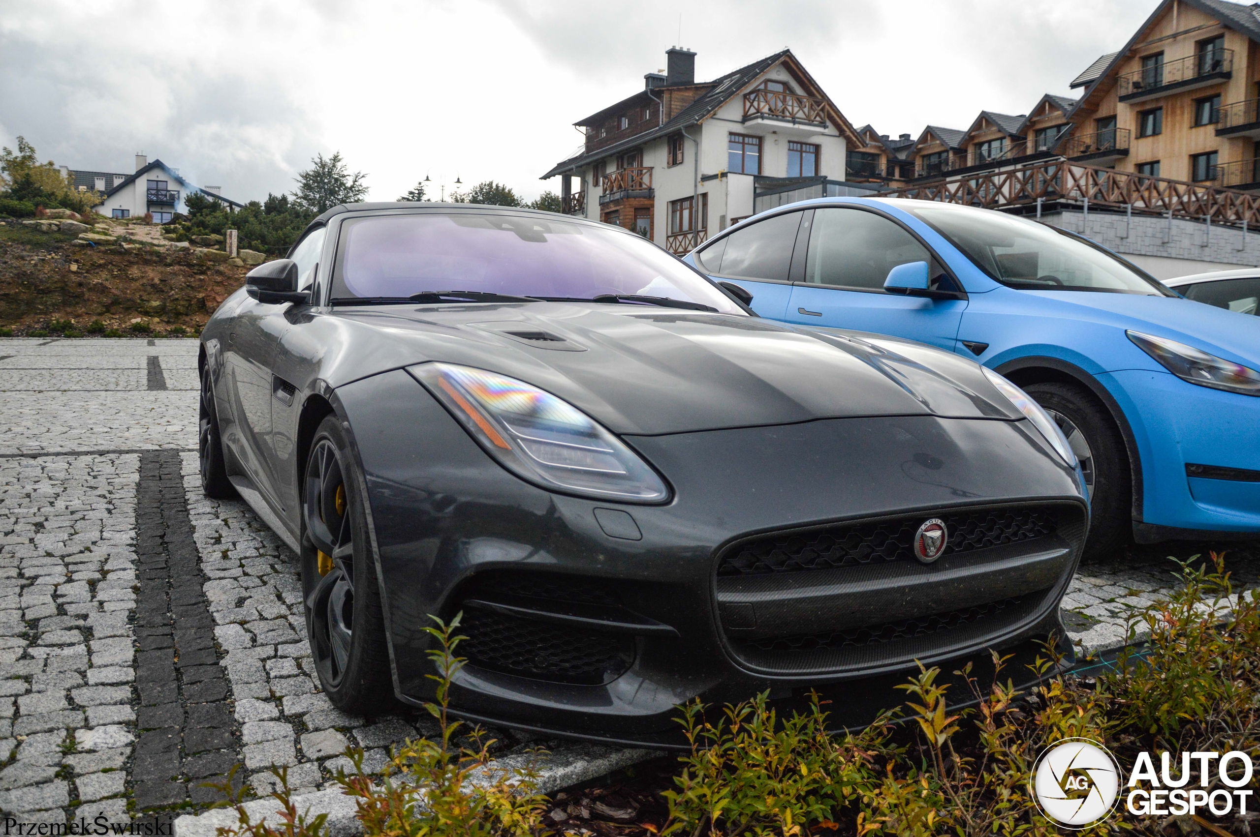 Jaguar F-TYPE R Convertible 2017