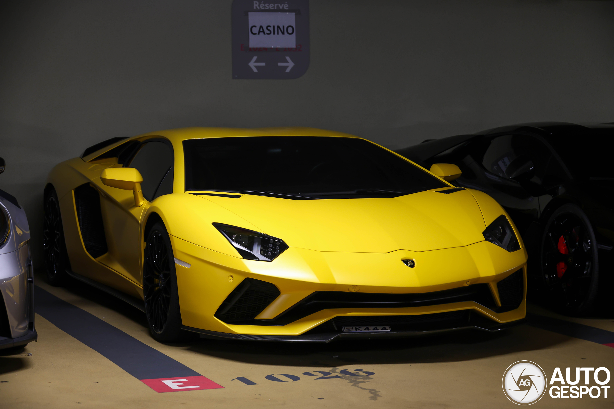 Lamborghini Aventador S LP740-4