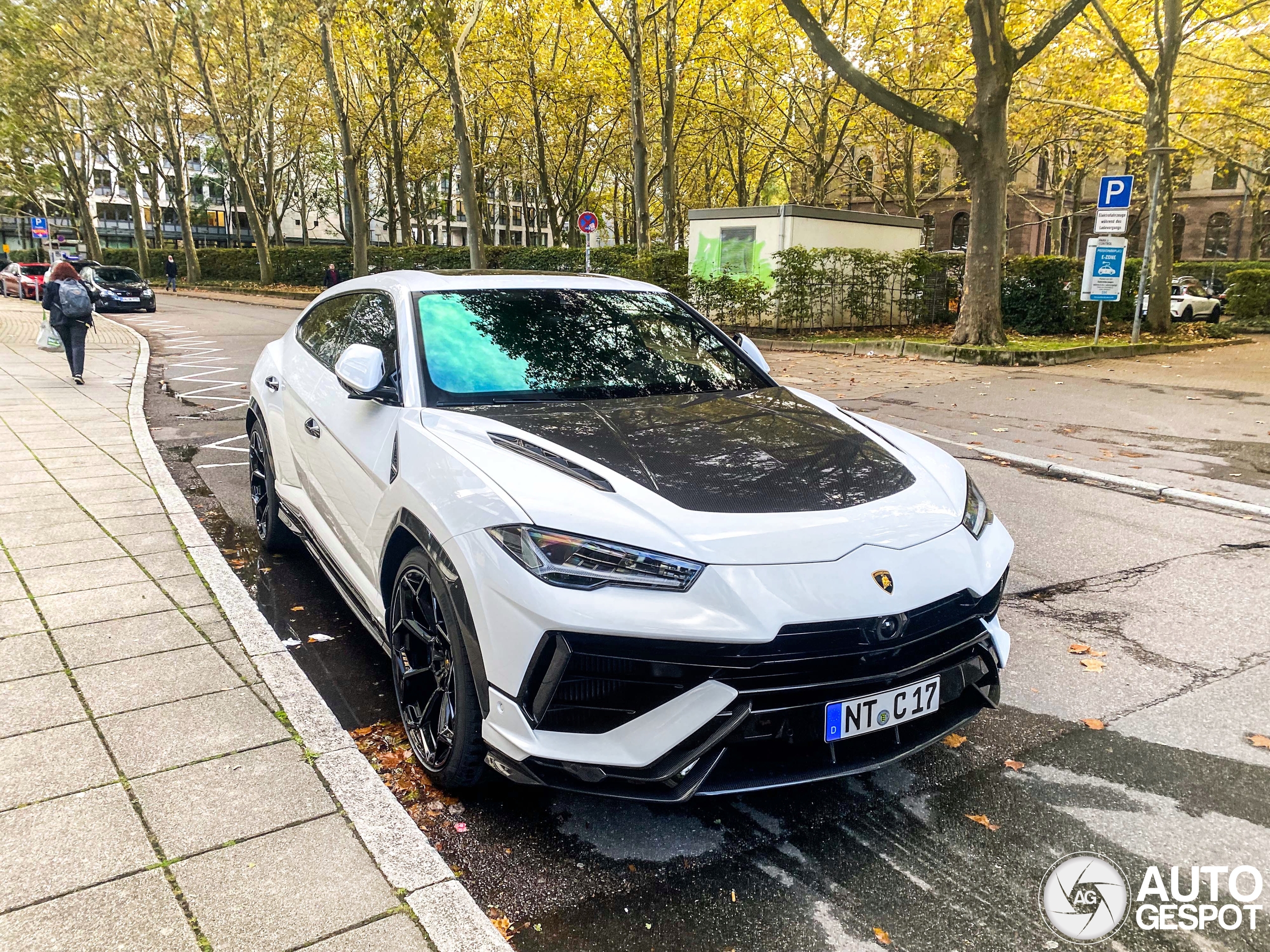 Lamborghini Urus Performante