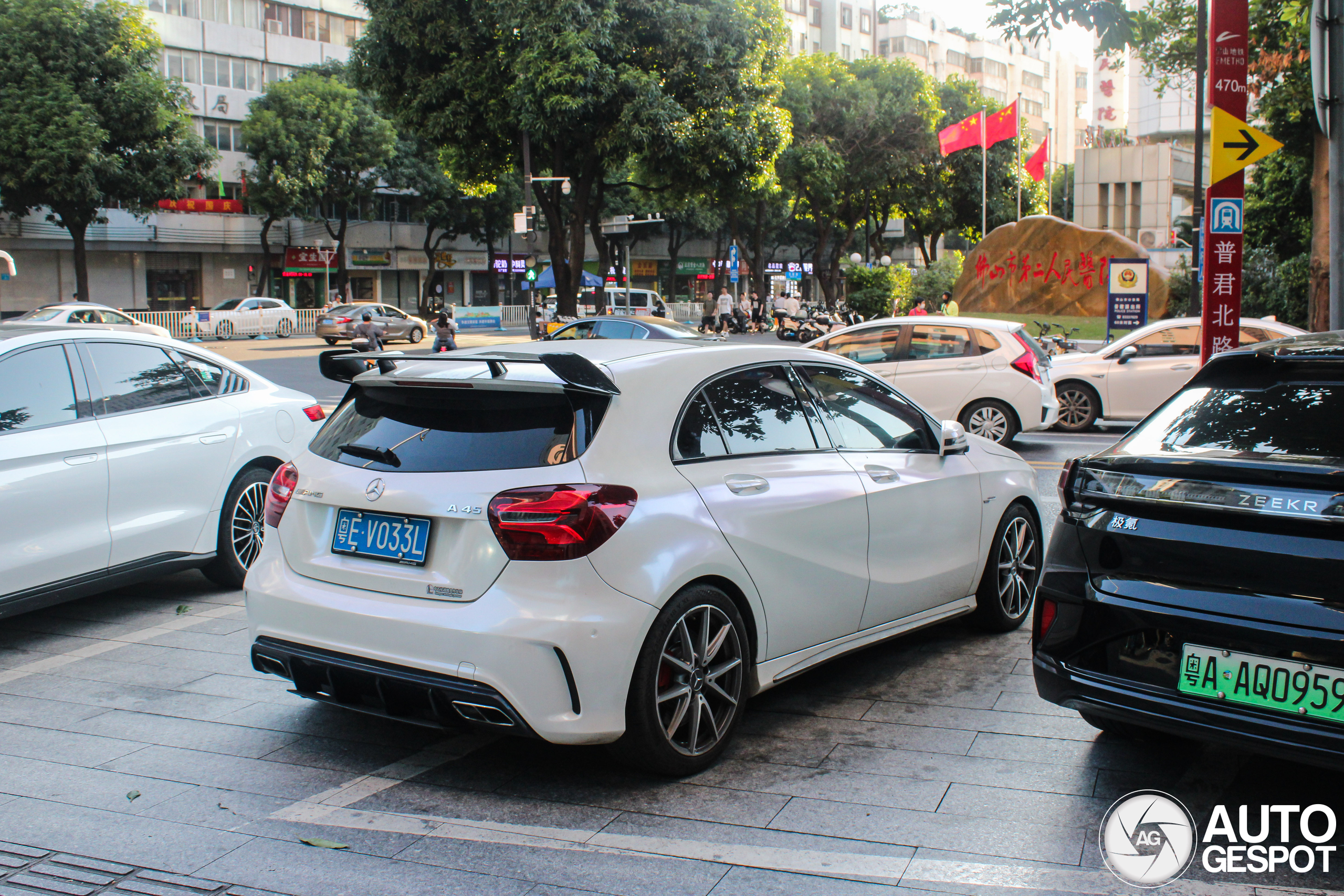 Mercedes-AMG A 45 W176 2015