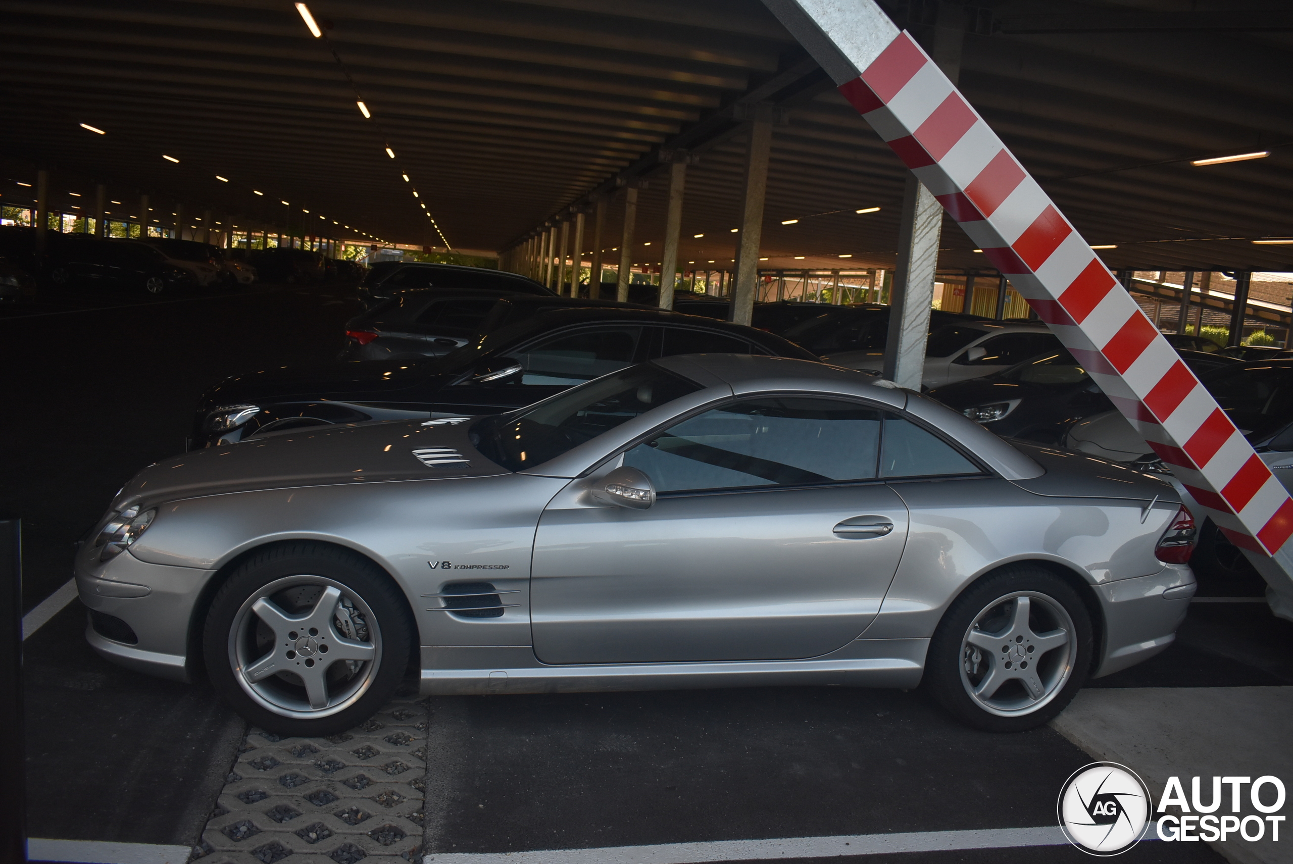 Mercedes-Benz SL 55 AMG R230