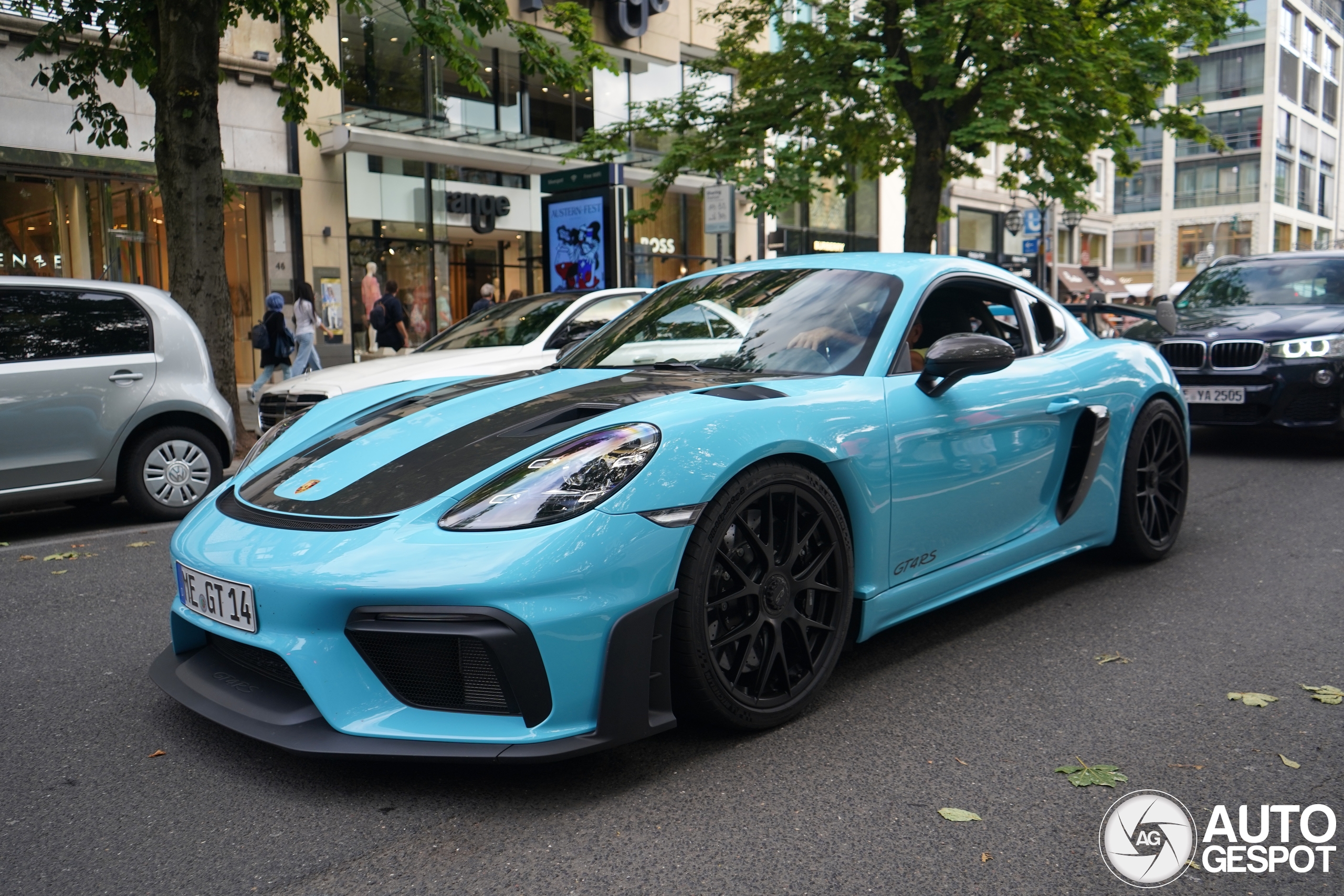 Porsche 718 Cayman GT4 RS Weissach Package