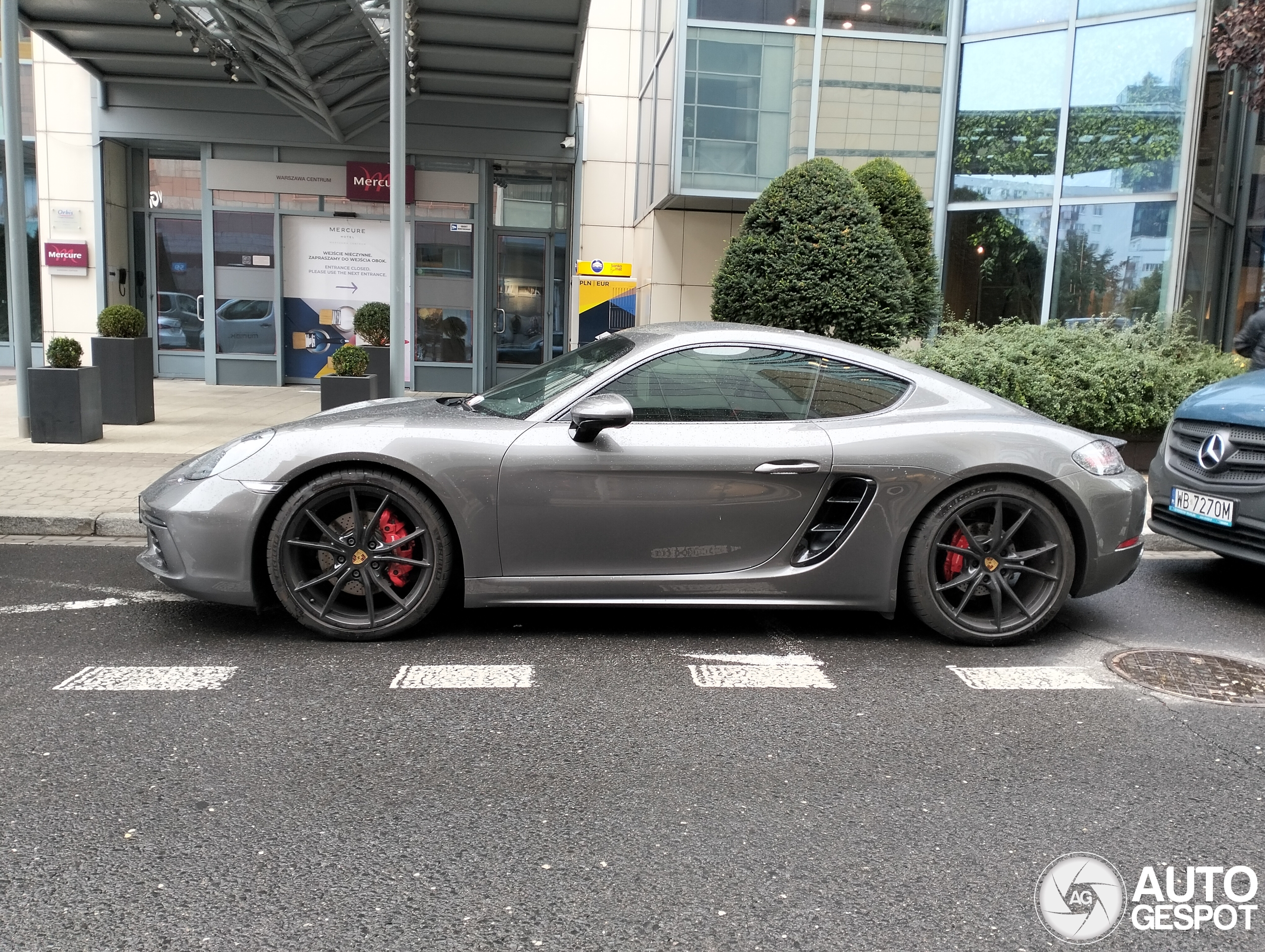 Porsche 718 Cayman S