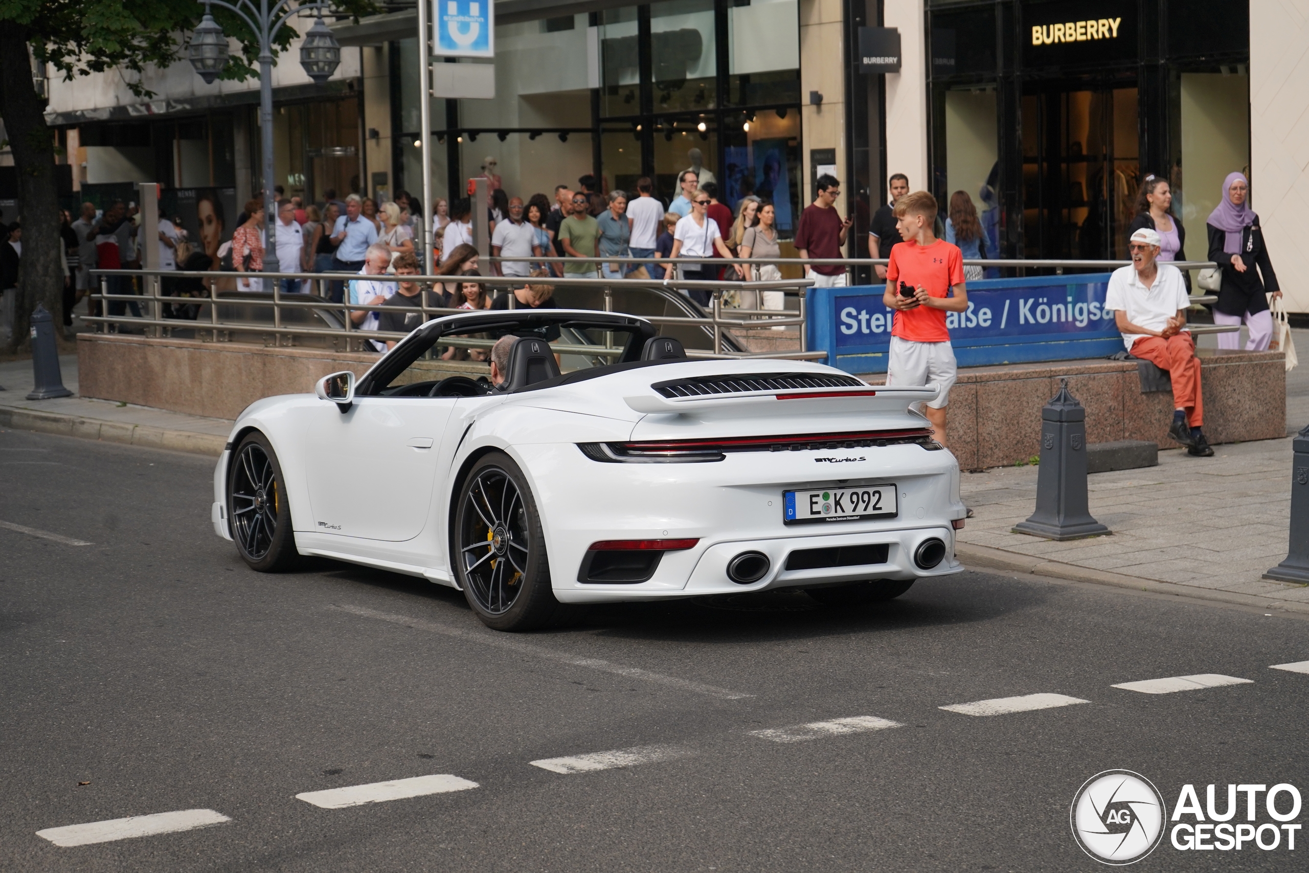 Porsche 992 Turbo S Cabriolet