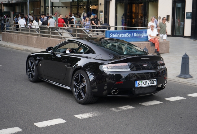 Aston Martin V8 Vantage S