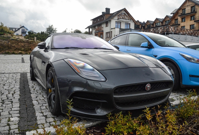 Jaguar F-TYPE R Convertible 2017