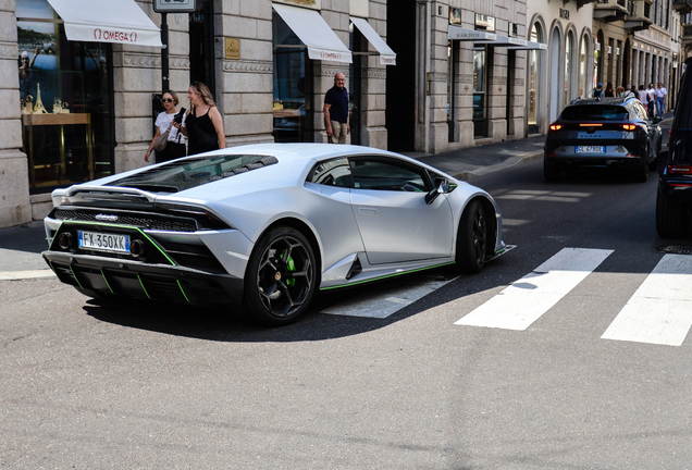 Lamborghini Huracán LP640-4 EVO