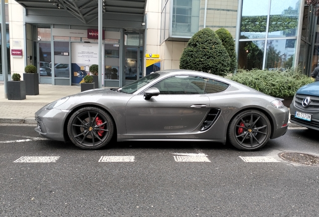 Porsche 718 Cayman S