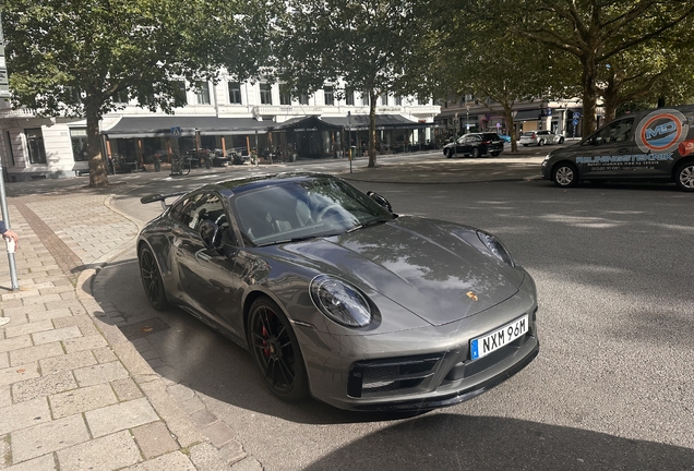 Porsche 992 Carrera GTS