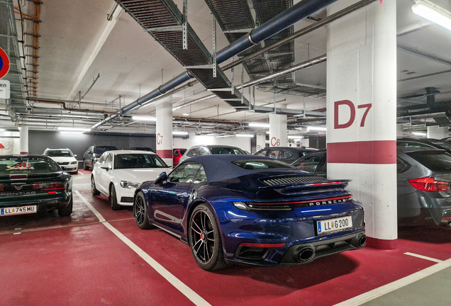 Porsche 992 Turbo Cabriolet