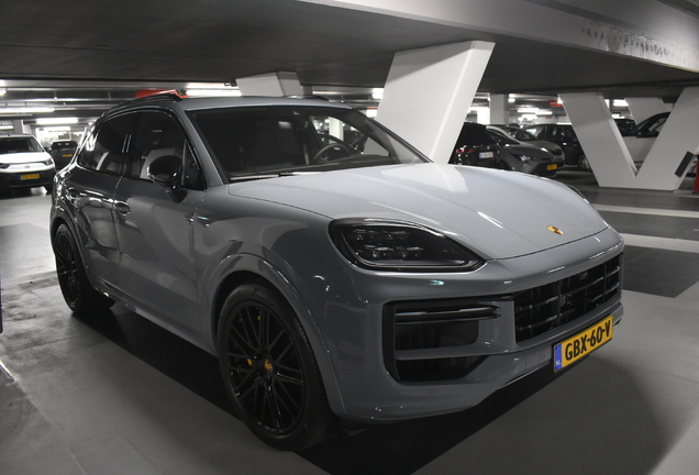 Porsche 9YA Cayenne Turbo E-Hybrid