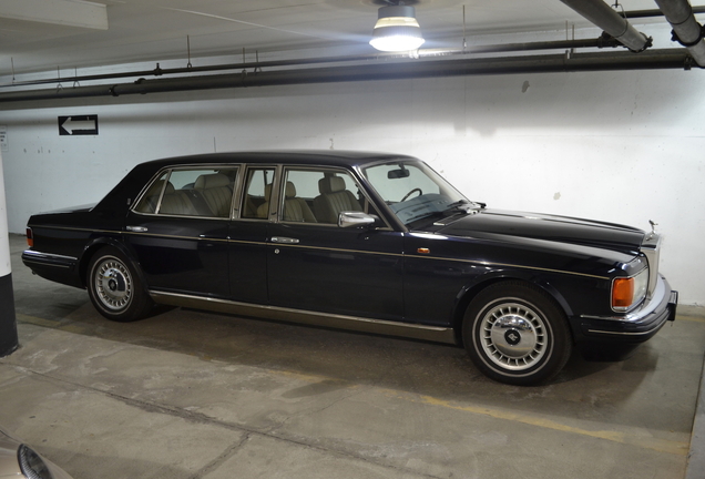 Rolls-Royce Silver Spur Non-Division Limo