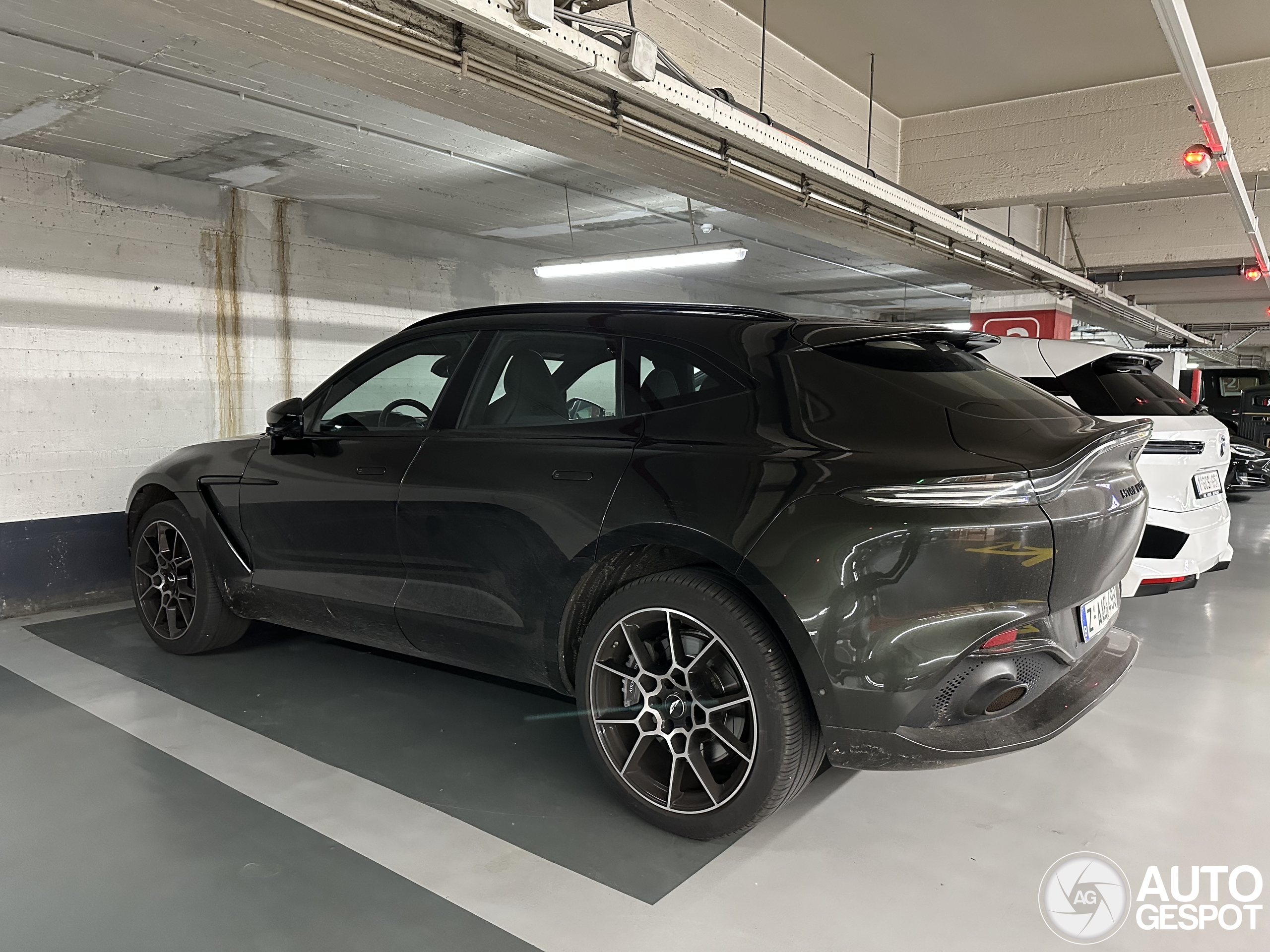 Aston Martin DBX