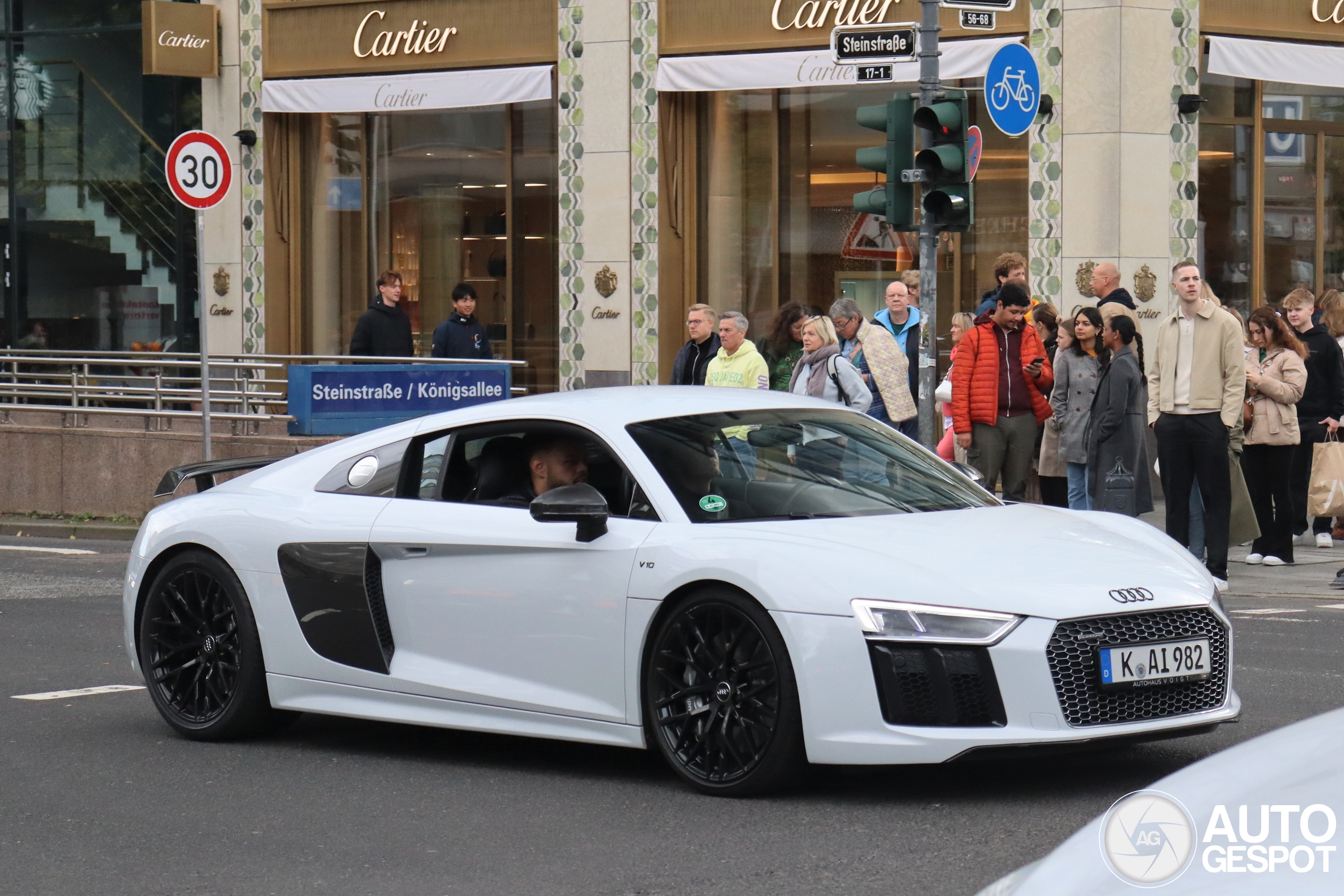 Audi R8 V10 Plus 2015