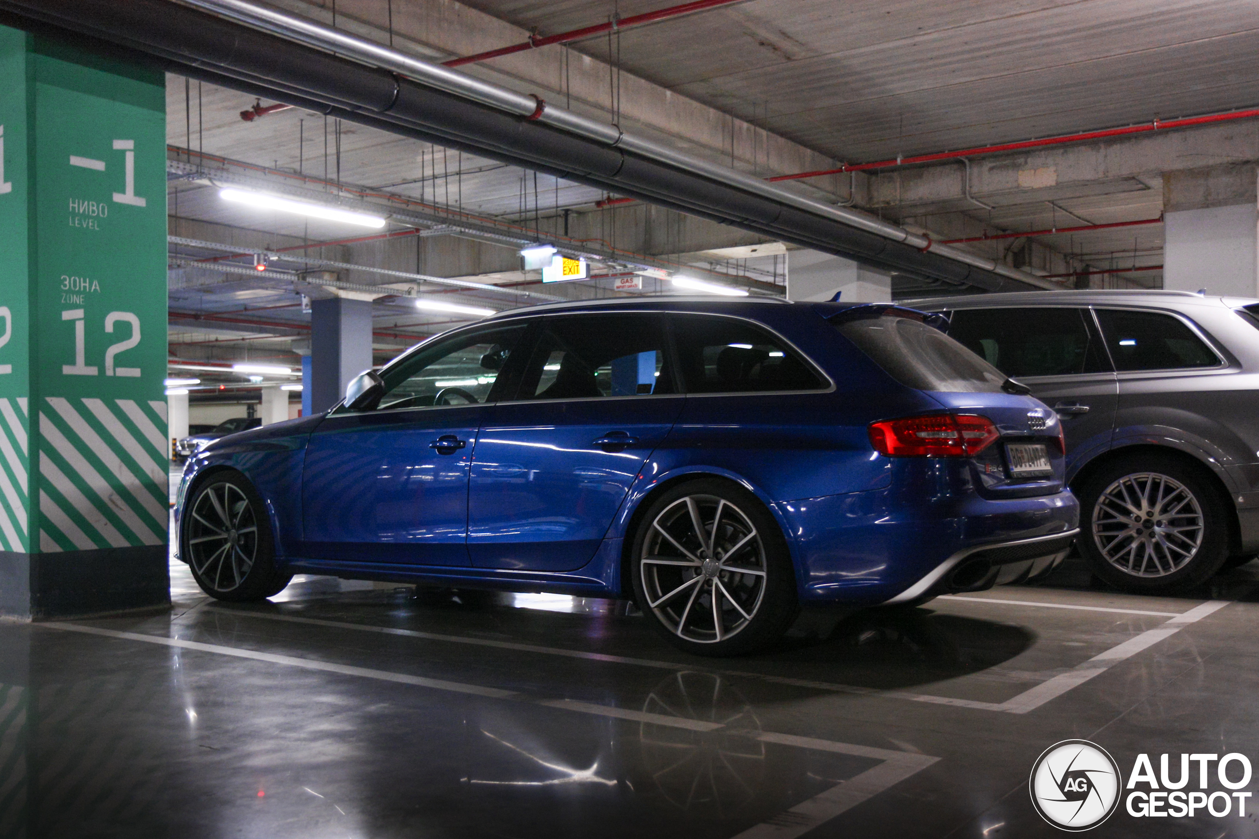 Audi RS4 Avant B8