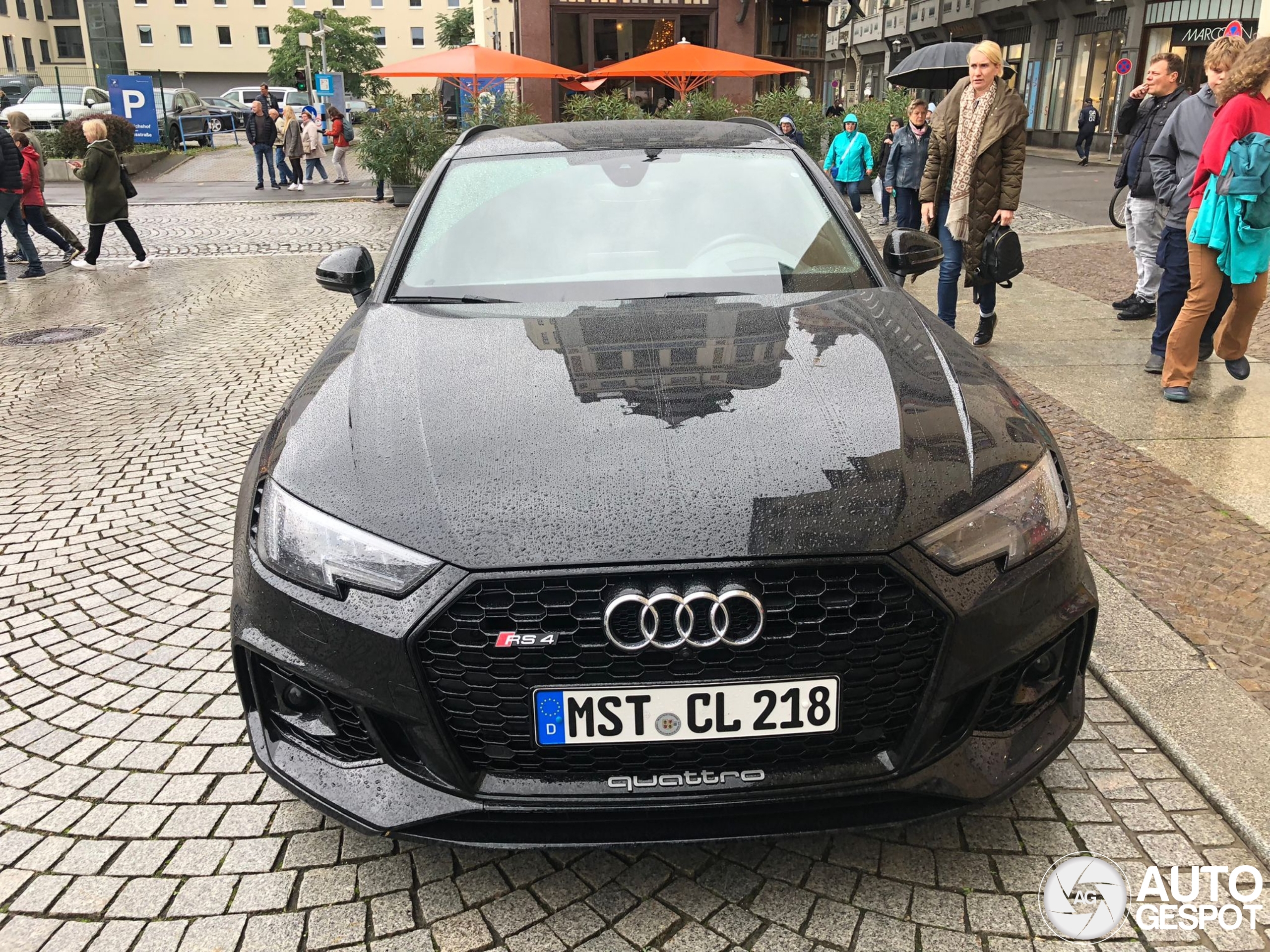 Audi RS4 Avant B9