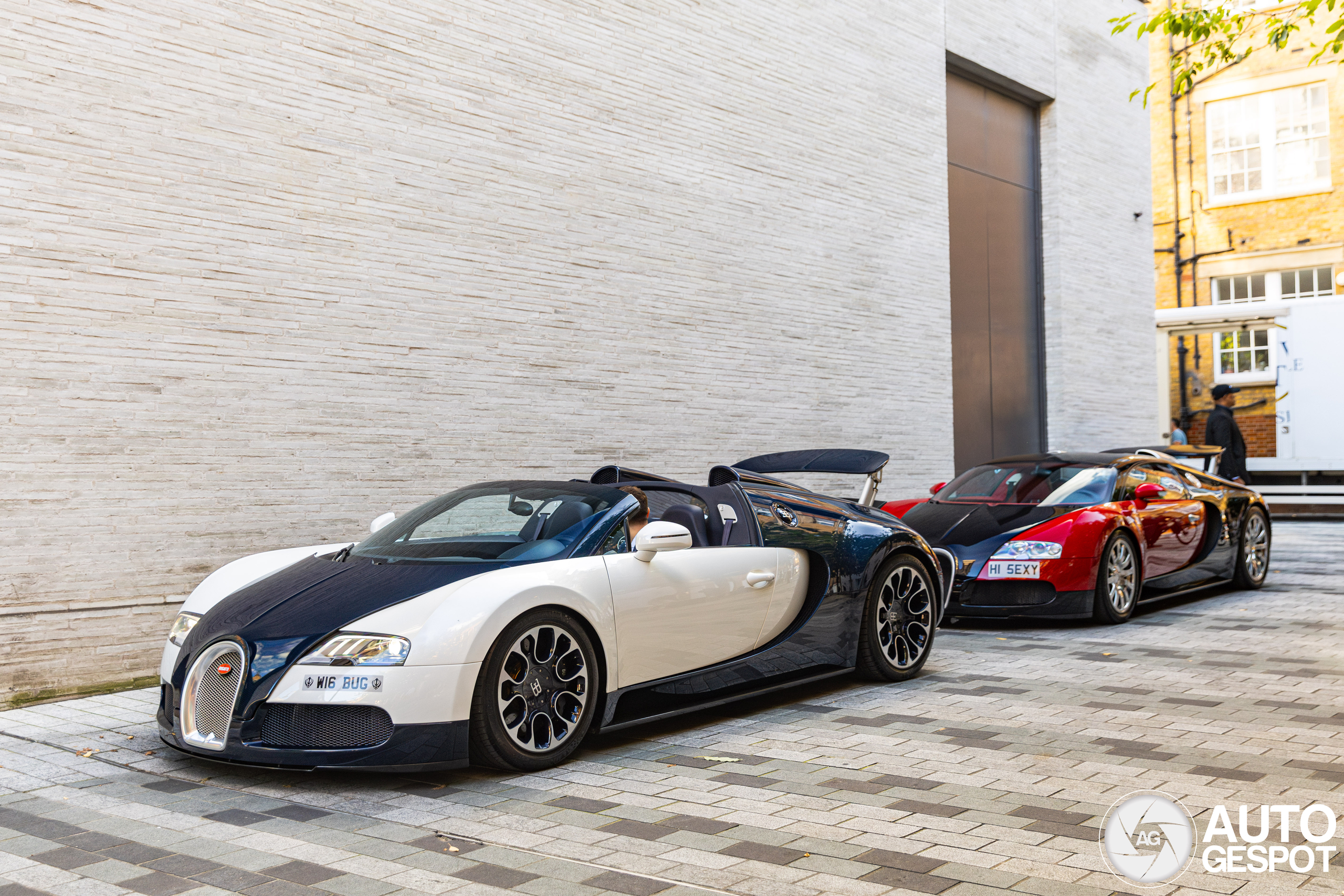 Bugatti Veyron 16.4 Grand Sport Blue Carbon