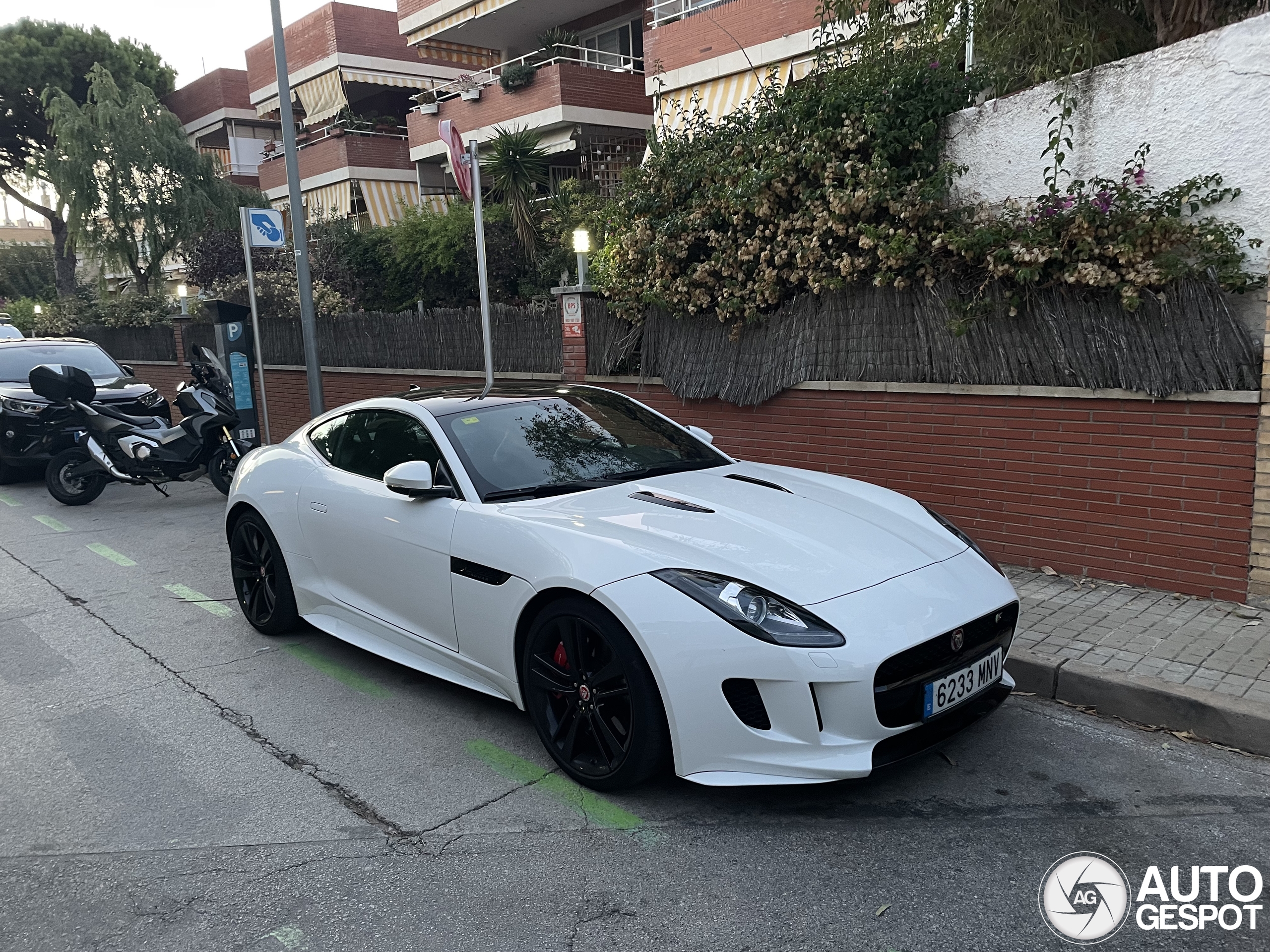 Jaguar F-TYPE S AWD Coupé