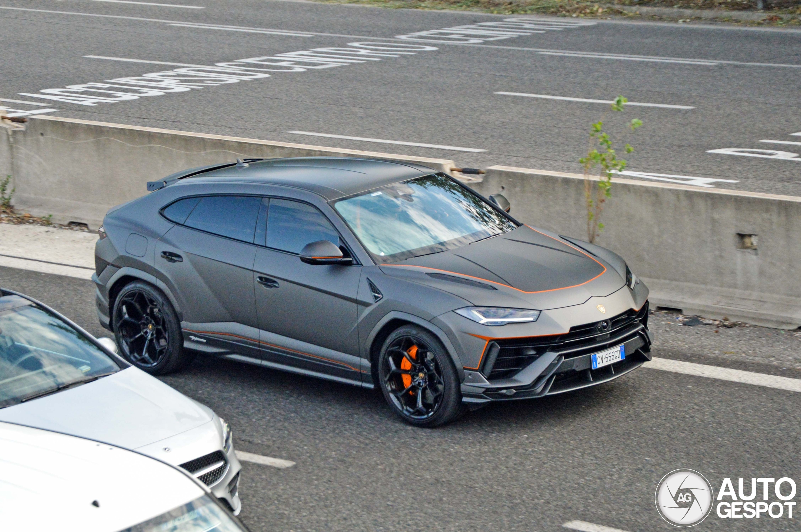 Lamborghini Urus Performante