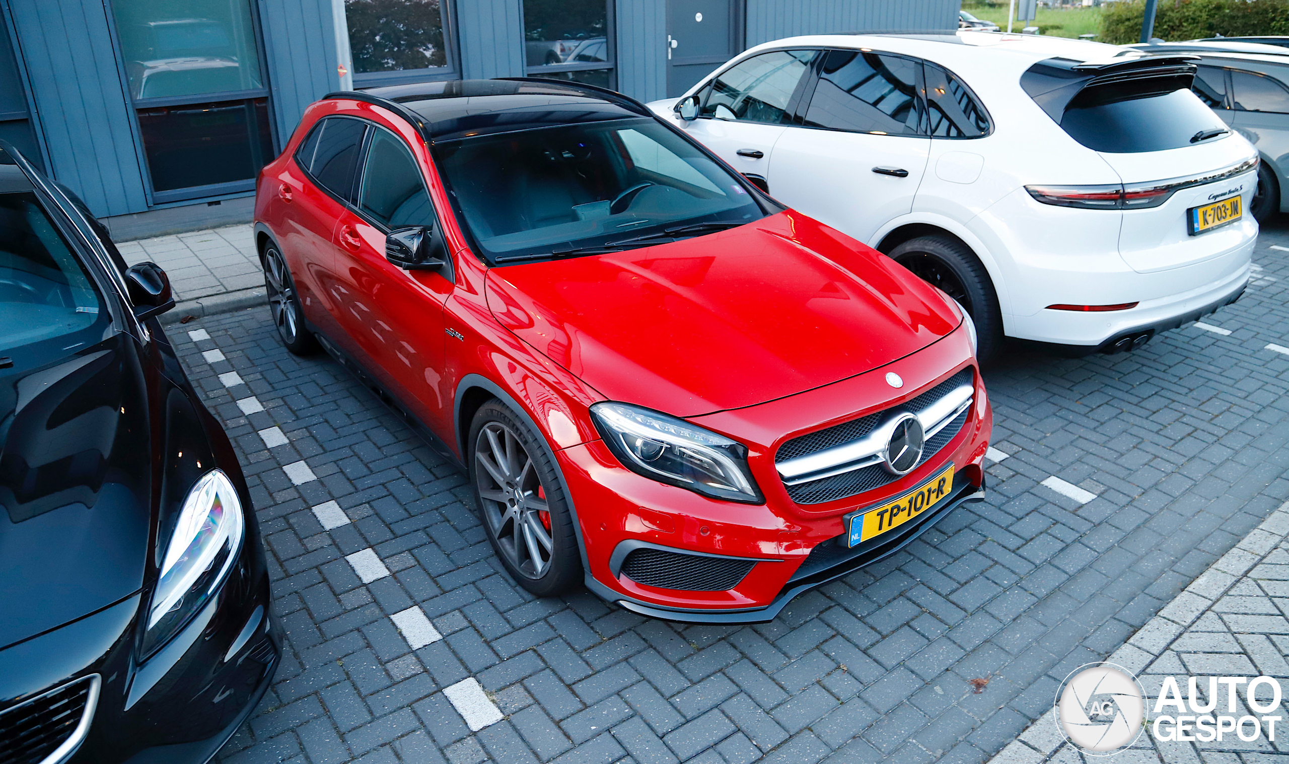 Mercedes-Benz GLA 45 AMG X156