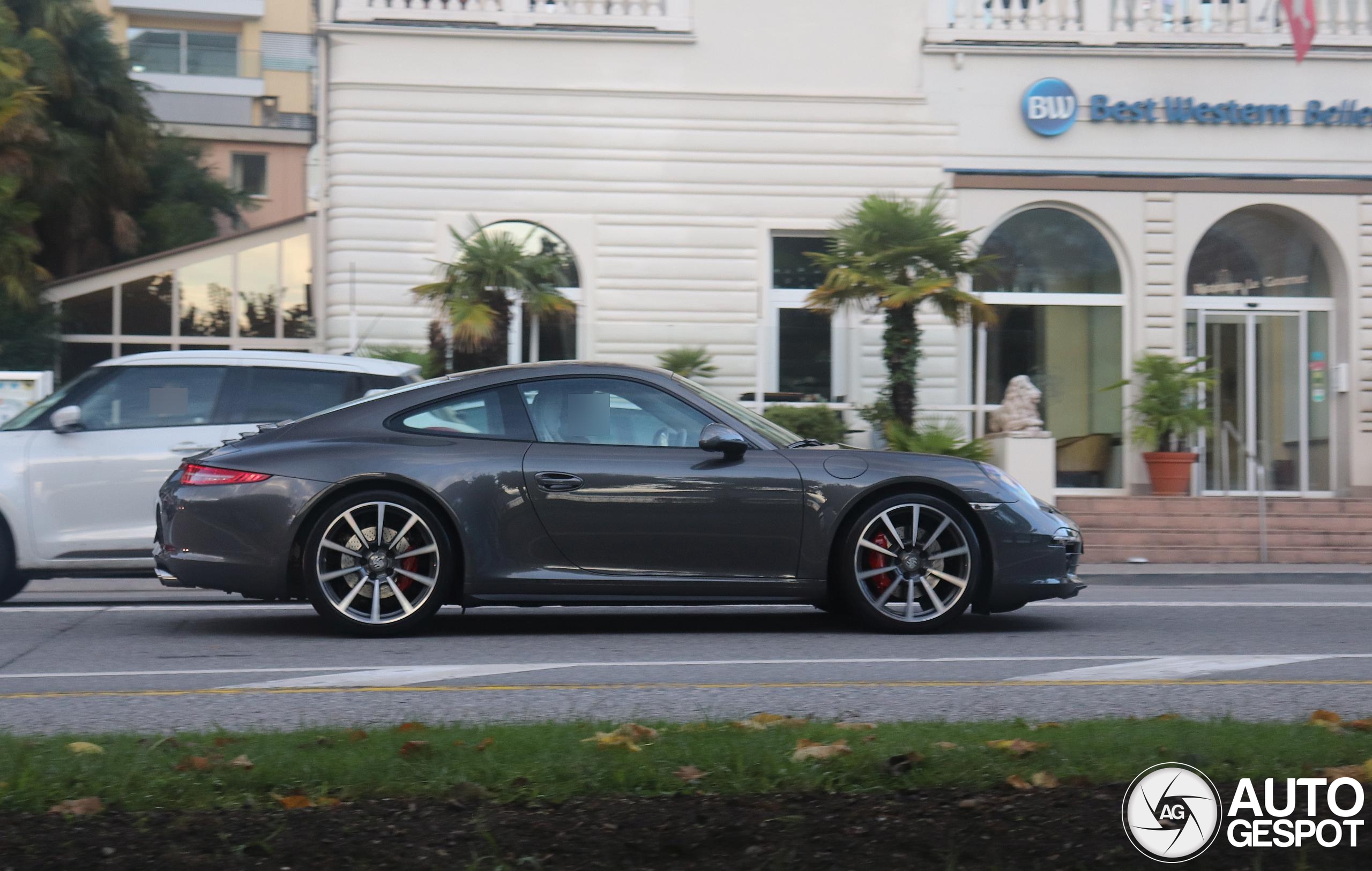 Porsche 991 Carrera 4S MkI