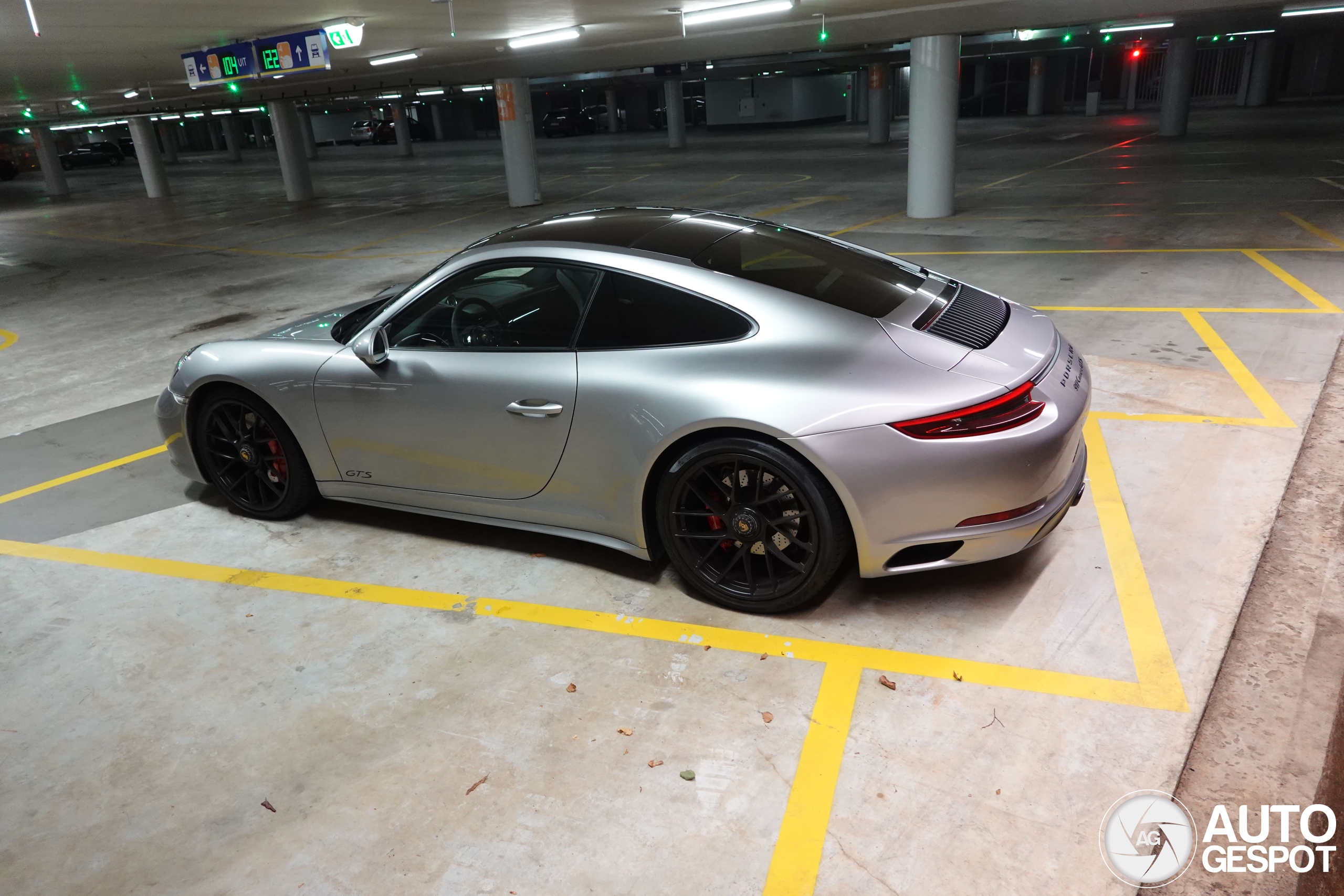 Porsche 991 Carrera GTS MkII