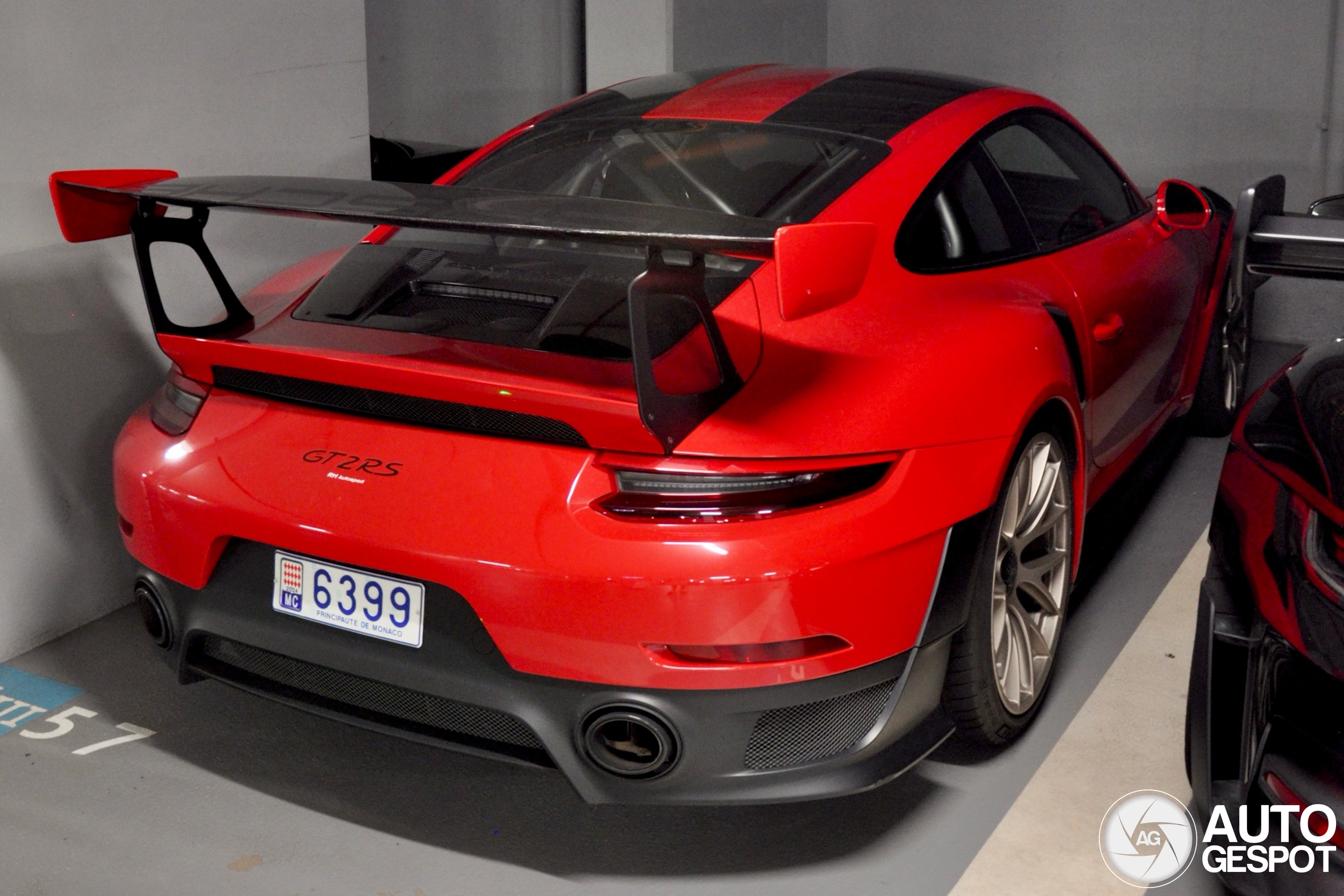 Porsche 991 GT2 RS Weissach Package