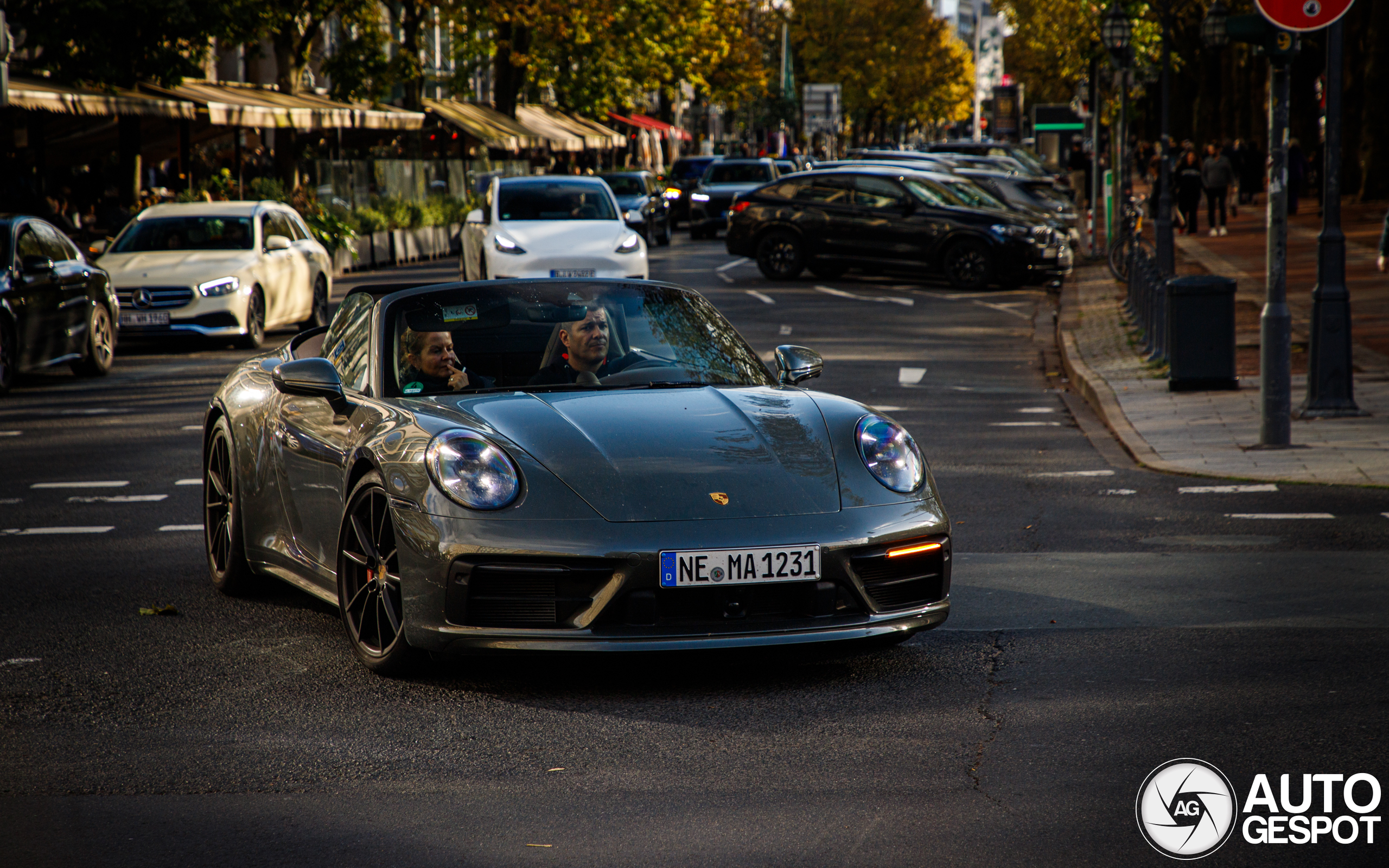 Porsche 992 Carrera 4S Cabriolet