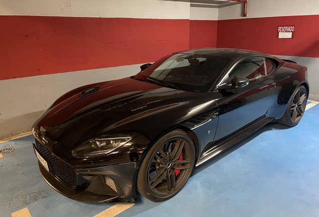 Aston Martin DBS Superleggera