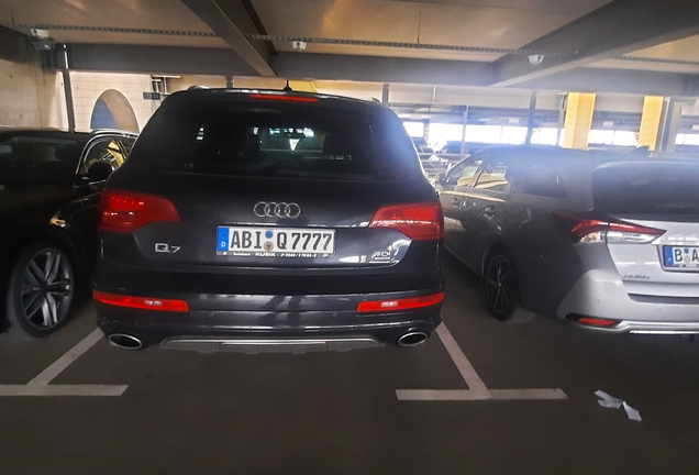 Audi Q7 V12 TDI