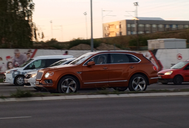 Bentley Bentayga V8