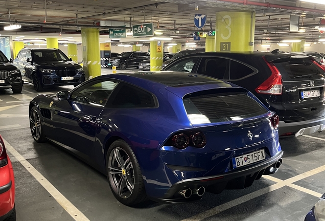 Ferrari GTC4Lusso