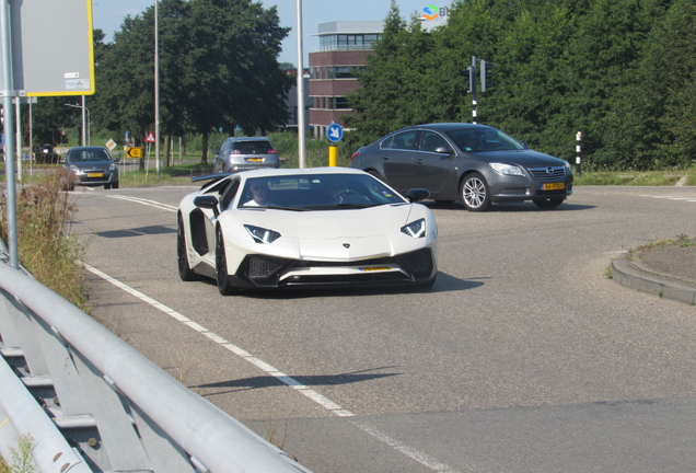 Lamborghini Aventador LP750-4 SuperVeloce