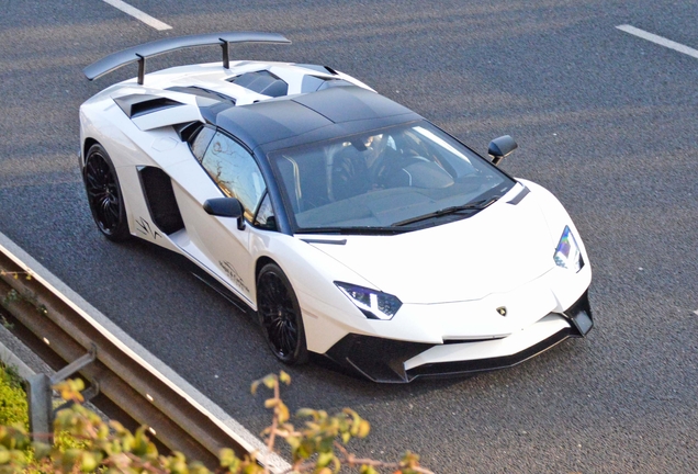 Lamborghini Aventador LP750-4 SuperVeloce Roadster