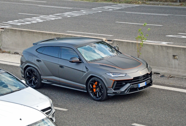 Lamborghini Urus Performante