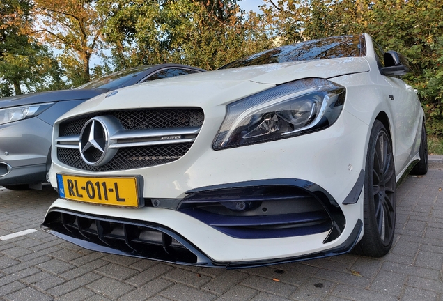 Mercedes-AMG A 45 W176 2015