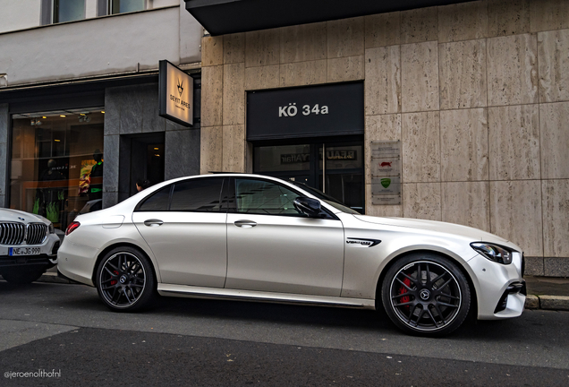 Mercedes-AMG E 63 S W213 2021