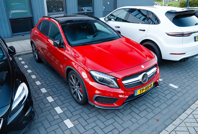 Mercedes-Benz GLA 45 AMG X156