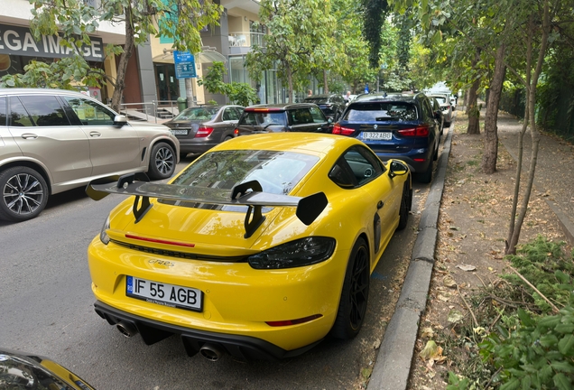 Porsche 718 Cayman GT4 RS Weissach Package