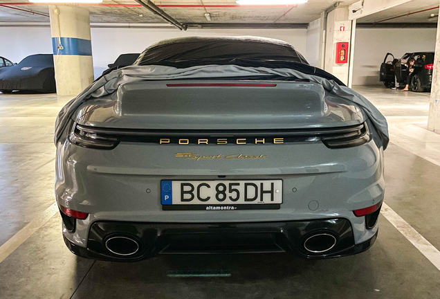 Porsche 992 Sport Classic