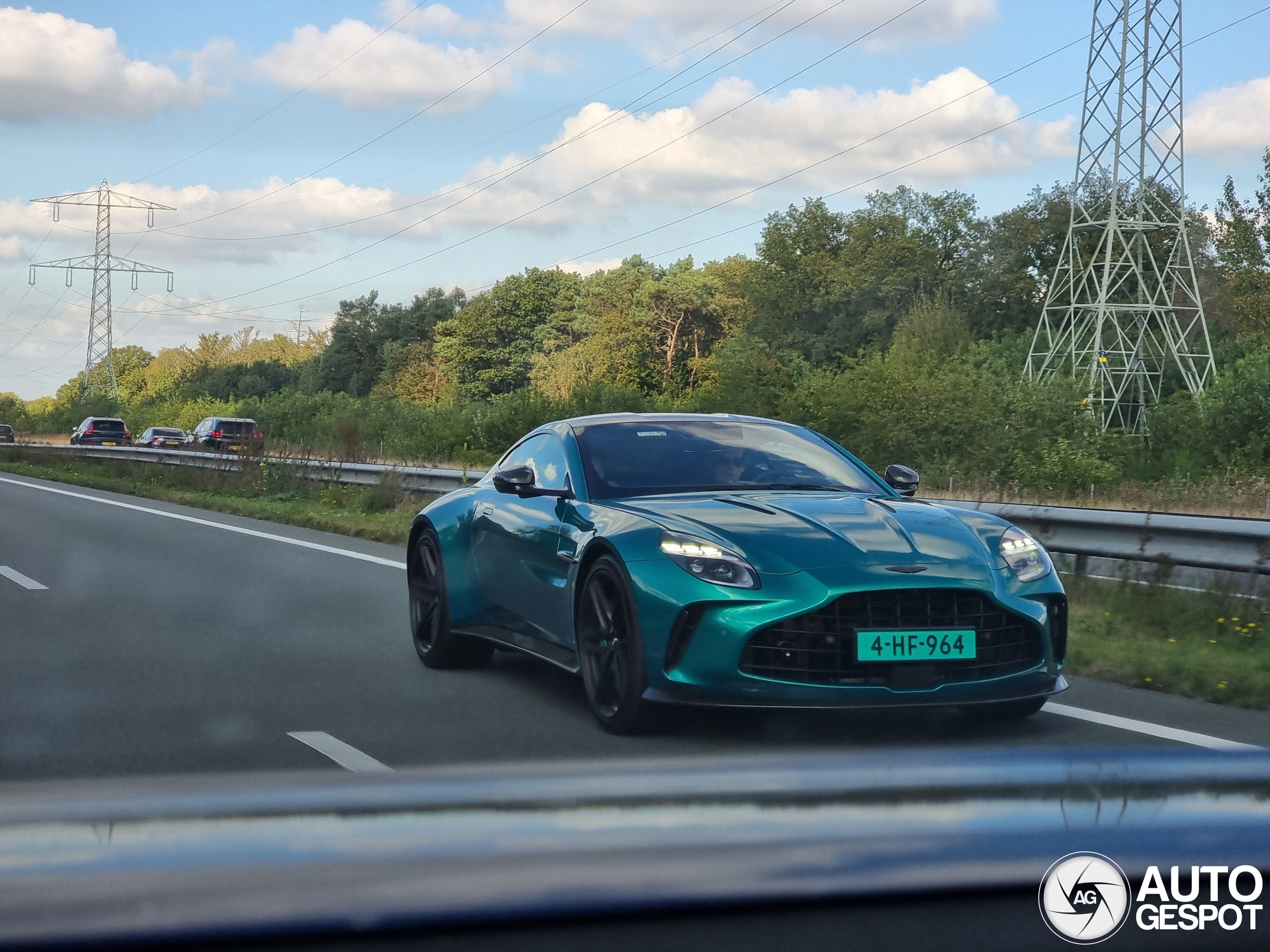 Aston Martin Vantage 2024