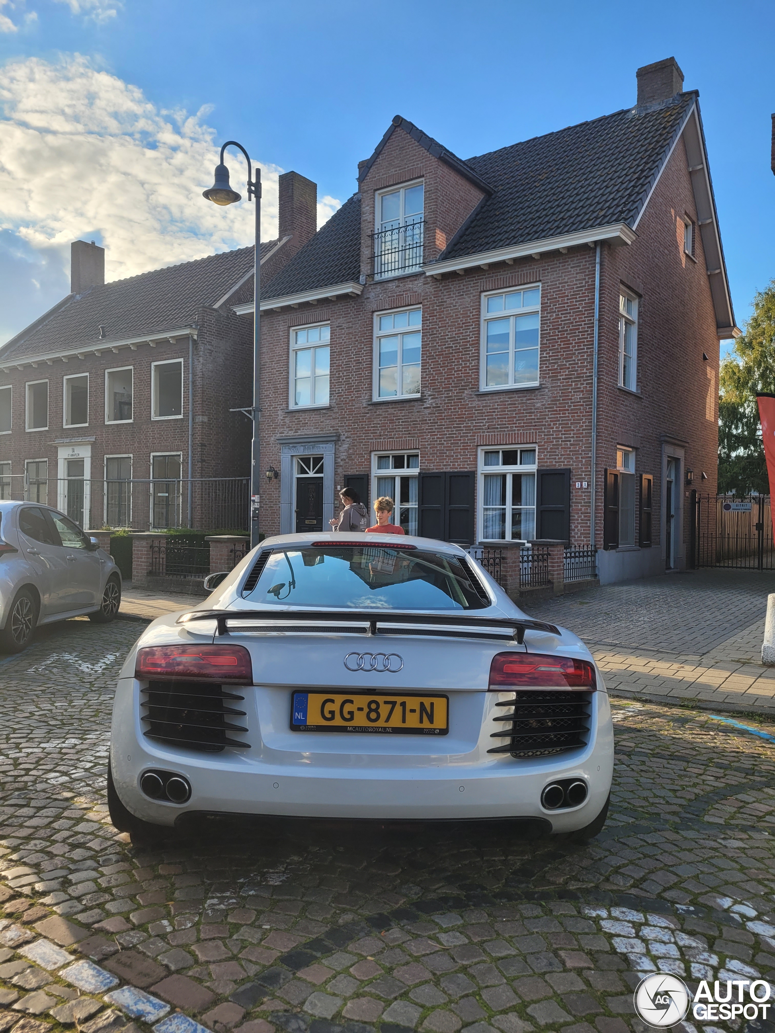 Audi R8