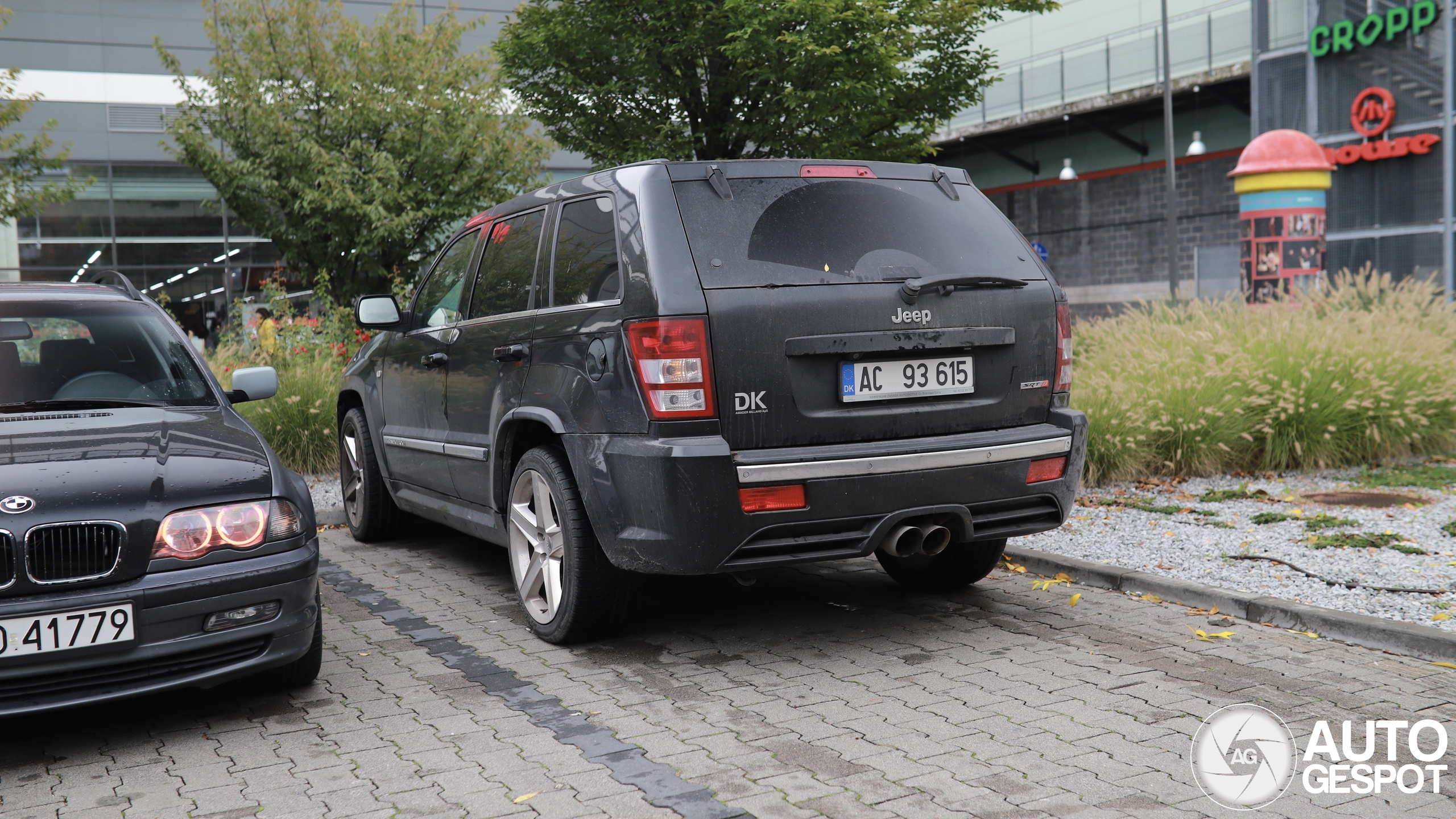 Jeep Grand Cherokee SRT-8 2005