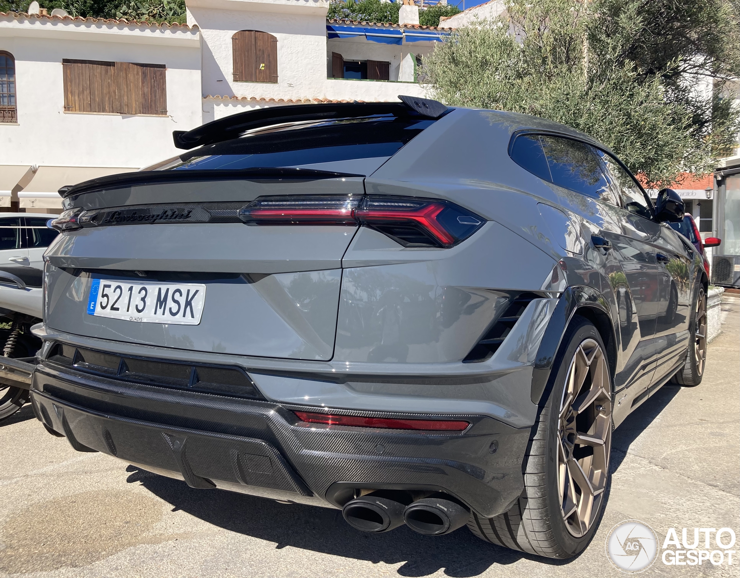 Lamborghini Urus Performante