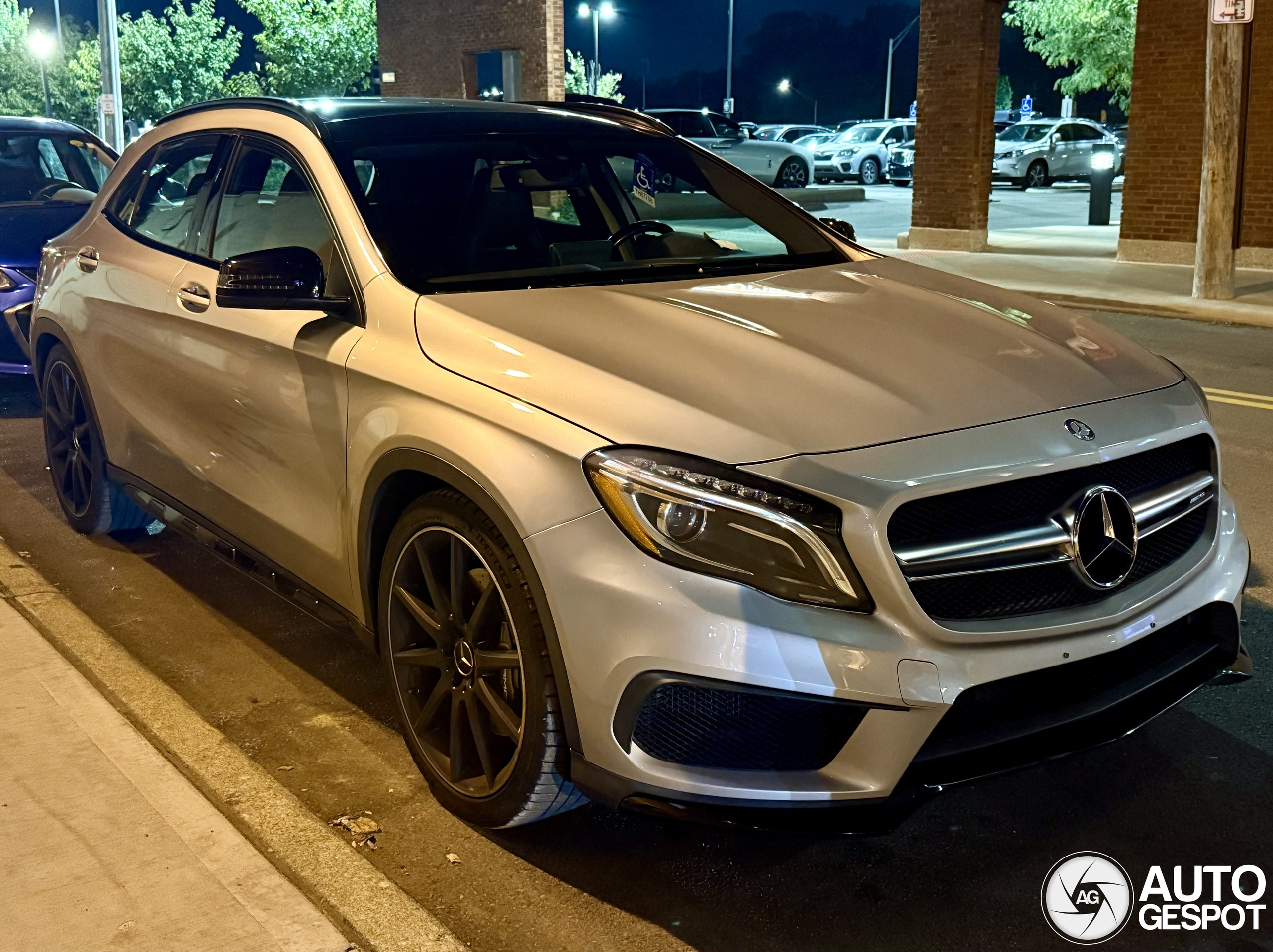 Mercedes-AMG GLA 45 X156